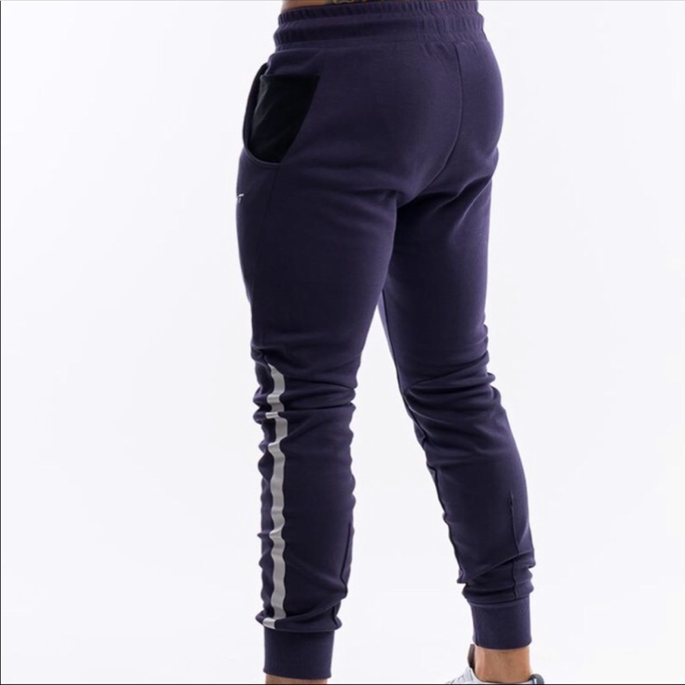 ECHT MEN JOGGERS SIZE MEDIUM